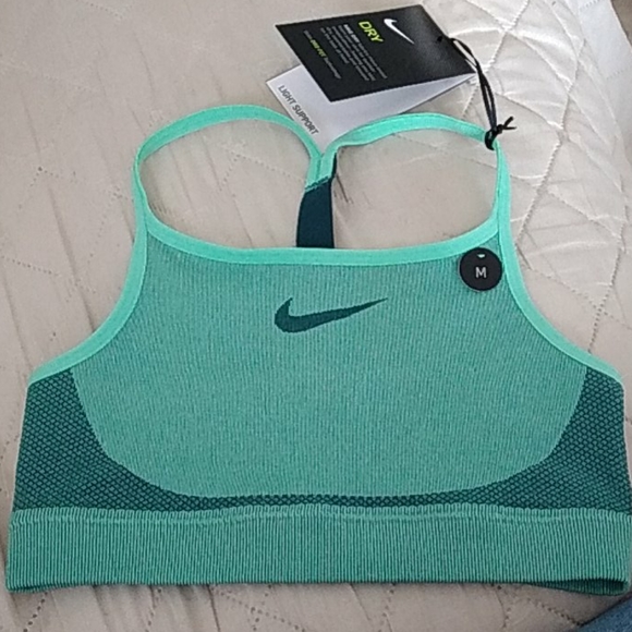 Nike Girl Bra - Picture 2 of 3